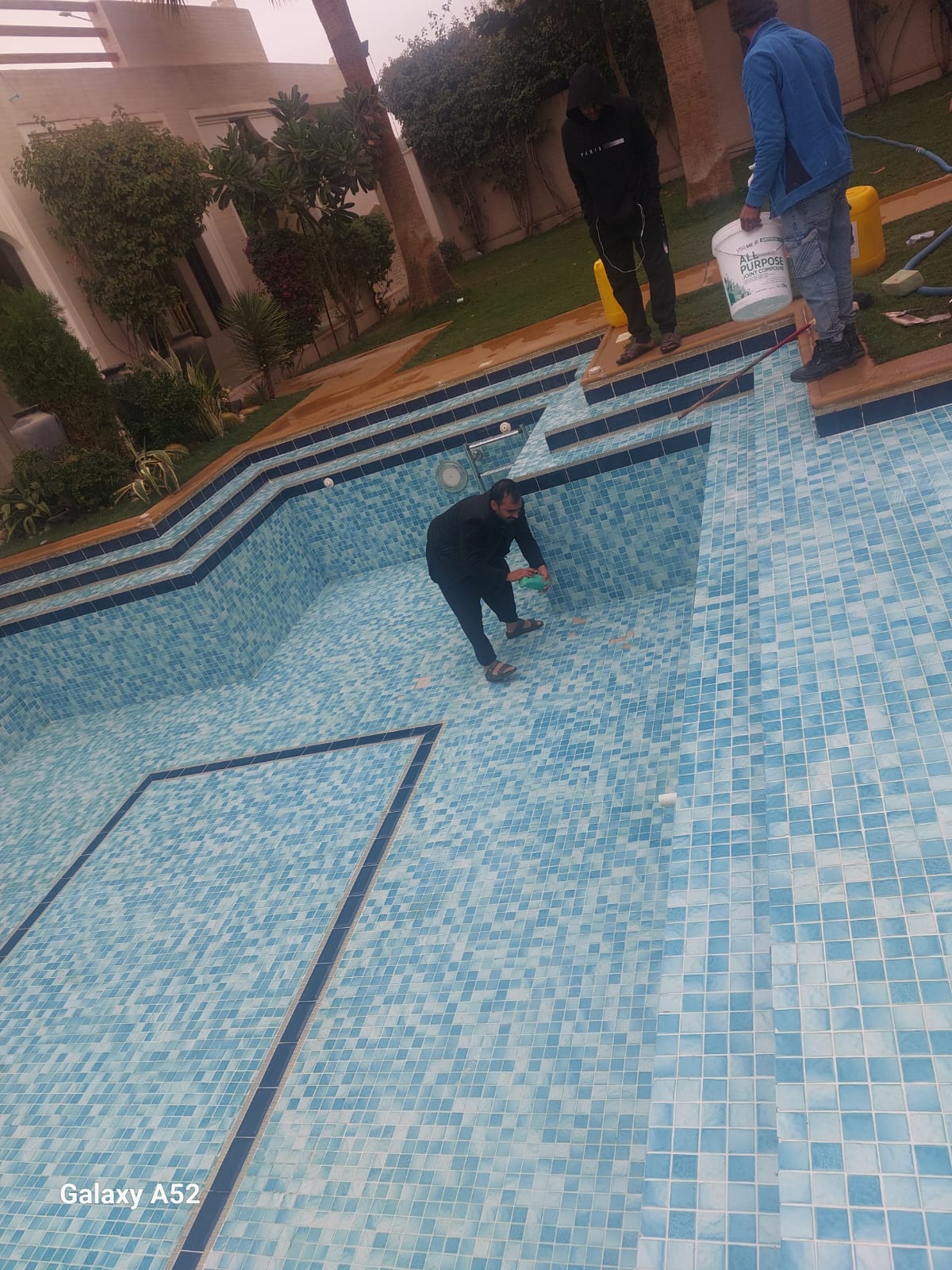 مسبح فيلا فاخرة